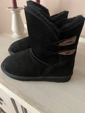 BearPaw Black Suede Shearling Boot with Toggle Accents